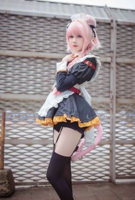 欧美花衬衫女_国产剧HD在线观看